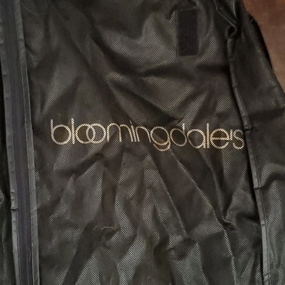 Bloomingdale's Garment Bag Extra Large